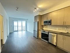 105 Oneida Crescent Lph01, Richmond Hill, On L4b 0h6