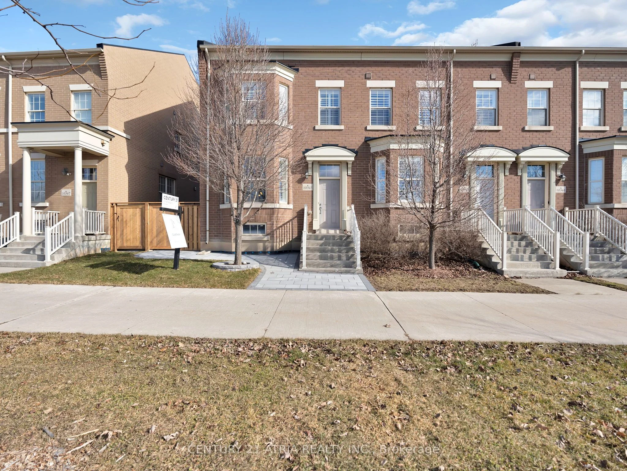 10365 Woodbine Avenue, Markham, On L6c 0n8