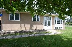 371 Fesserton Road, Richmond Hill, On L4c 1g3