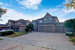 947 Northern Prospect Crescent, Newmarket, ON L3X 1N8