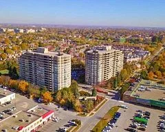 22 Clarissa Drive 708, Richmond Hill, ON L4C 9R6