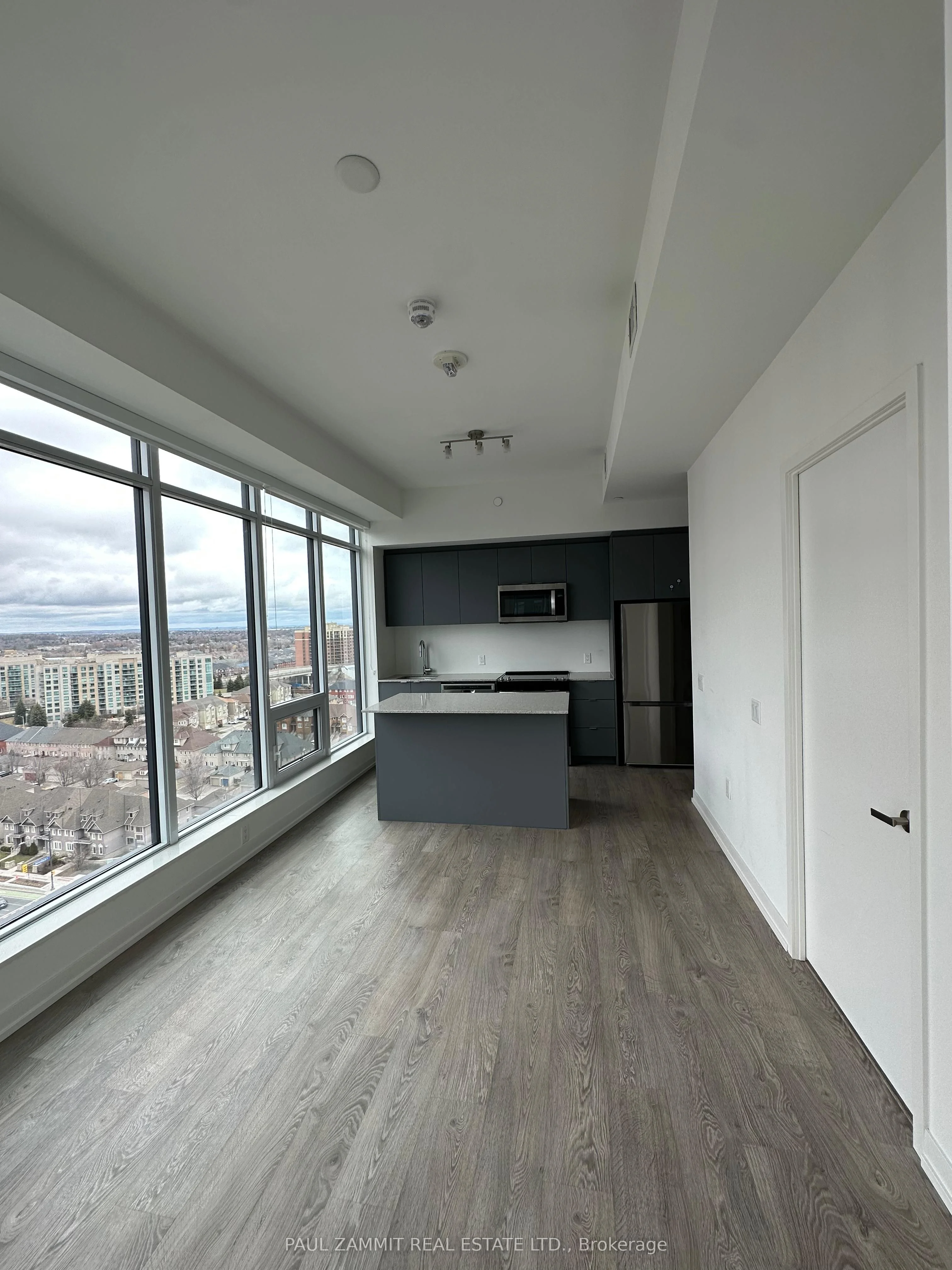 8868 Yonge Street 1702e, Richmond Hill, On L4c 1z8