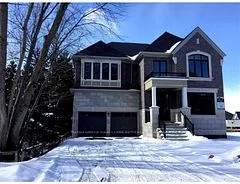10 Dufferin Street, Innisfil, ON L0L 1L0