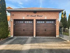 28 Newmill Crescent, Richmond Hill, On L4c 9t7