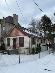 626 North Lake Road, Richmond Hill, On L4e 3c5