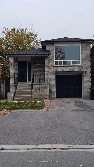 407 Parkwood Avenue, Bradford West Gwillimbury, On L3z 2x3