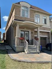 25 Foxberry Road N Lower, East Gwillimbury, On L9n 0p2