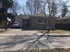 40 Palmer Ave Avenue, Richmond Hill, On L4c 1n7