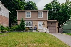 299 Waratah Avenue, Newmarket, On L3y 5j3