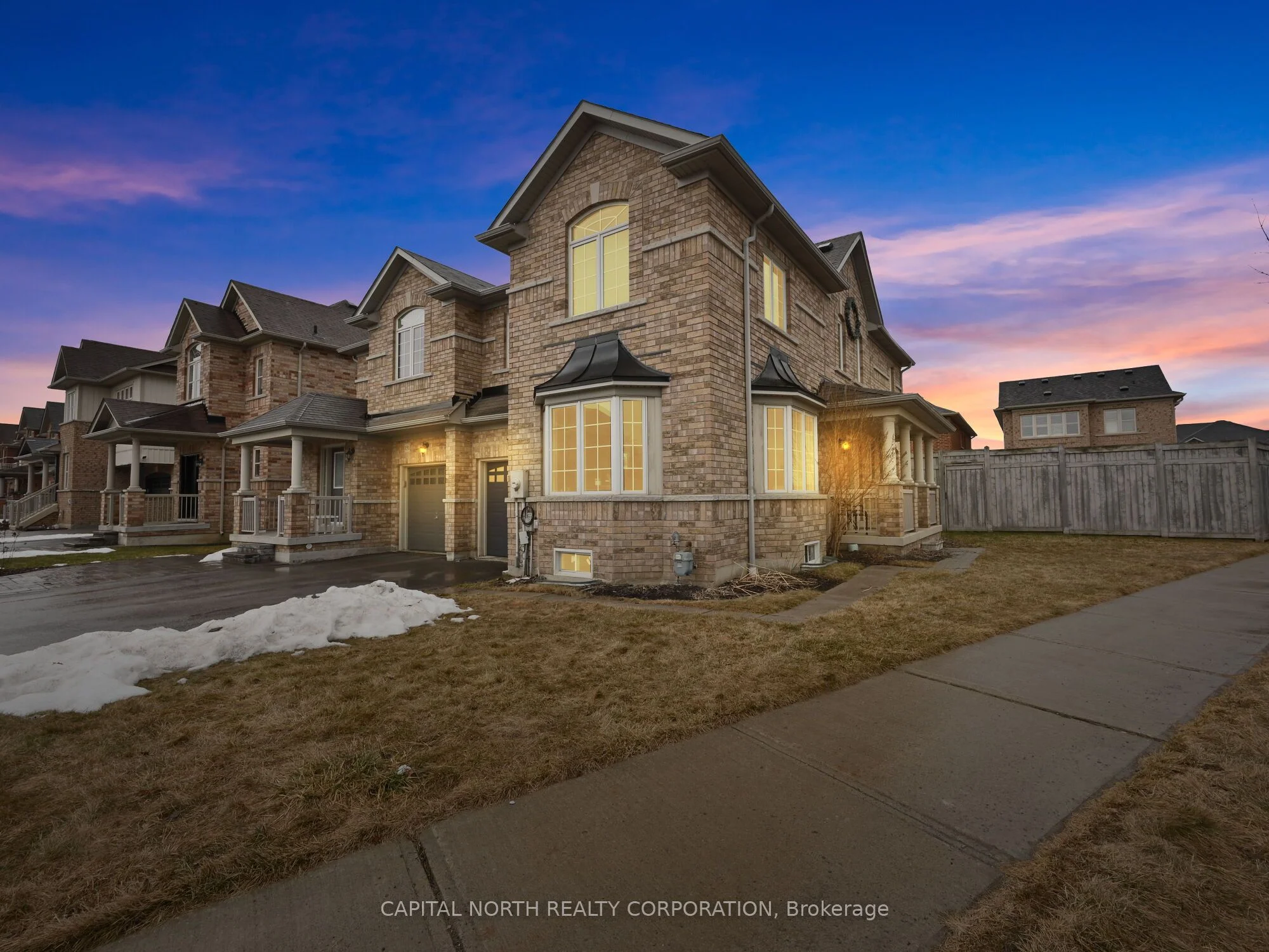 153 Vera Lynn Crescent, Whitchurch-Stouffville, ON L4A 0X6