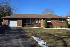 42 Garrett Street, Georgina, On L0e 1r0