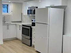 38 Cartier Crescent Basemen, Richmond Hill, On L4c 2n2