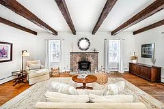 27 Hedge Road, Georgina, ON L0E 1R0