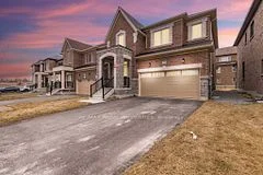 69 Murray Leonard Lane Lower, East Gwillimbury, On L0g 1r0