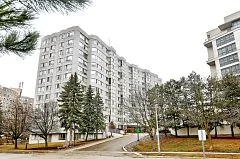 270 Davis Drive 212, Newmarket, On L3y 8k2