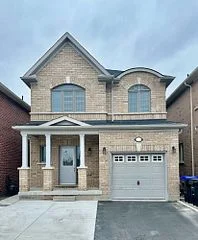 308 MILLER PARK Avenue, Bradford West Gwillimbury, ON L3Z 0X9