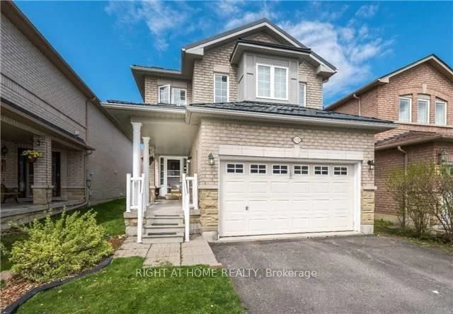 112 Sunridge Street, Richmond Hill, On L4e 3z4