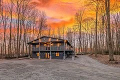 20036 Warden Avenue, East Gwillimbury, On L0g 1r0