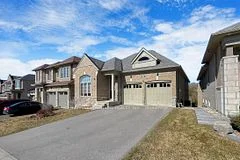 38 Hackett Street, East Gwillimbury, ON L9N 0P8
