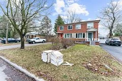 258 Zelda Crescent, Richmond Hill, ON L4C 2Y5