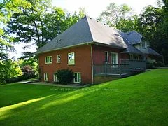 36 Country Heights Drive, Richmond Hill, On L4e 3m8