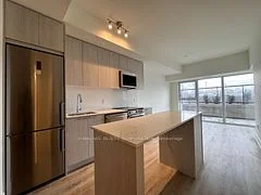 185 Deerfield Road 017, Newmarket, On L3y 2l8