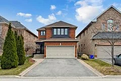 45 Baltic Street, Richmond Hill, On L4b 4g9