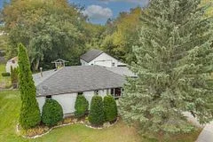 15 Riverglen Drive, Georgina, On L4p 2p9