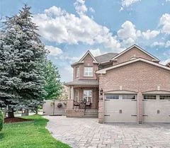 28 El Dorado Street W, Richmond Hill, On L4c 0g9