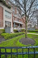 10101 Yonge Street 303, Richmond Hill, ON L4C 0V6