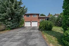 19 Camrose Drive, Georgina, ON L4P 3L5