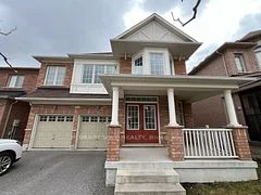 62 Maplebank Crescent, Whitchurch-Stouffville, ON L4A 0R8