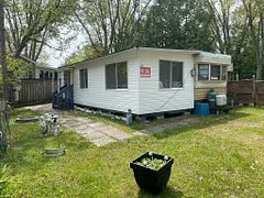 18 Bluebird Boulevard, Georgina, ON L0E 1N0