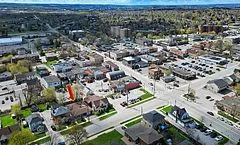 26 John Street E, Bradford West Gwillimbury, On L3z 2b7