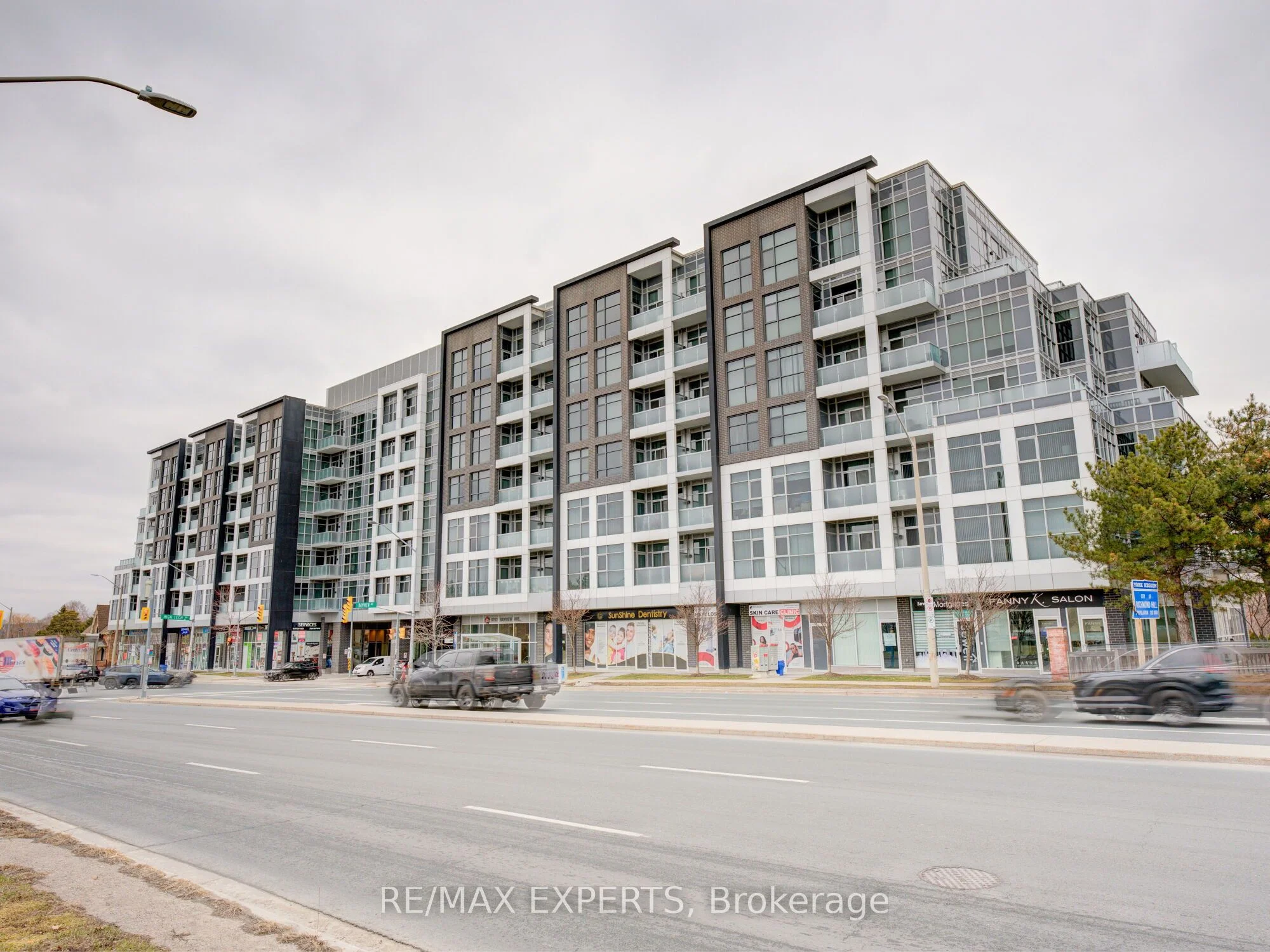 8763 Bayview Avenue W 231, Richmond Hill, ON L4B 3V1