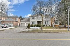 135 Strathearn Avenue, Richmond Hill, On L4b 2l2