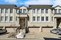 21 Plowman Lane, Richmond Hill, ON L4C 0K9
