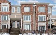 18 Walter Dove Court E 12, Aurora, ON L4G 0S8