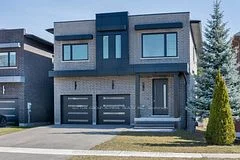 17 Leyburn Avenue, Richmond Hill, On L4c 0r2