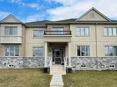 35 Carratuck Street, East Gwillimbury, ON L9N 0P1