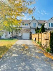 6 Robert Street, Georgina, On L3p 1k7