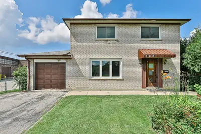 Detached in Markham