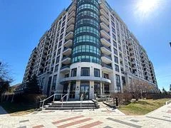 18 Harding Boulevard 107, Richmond Hill, On L4c 0t3