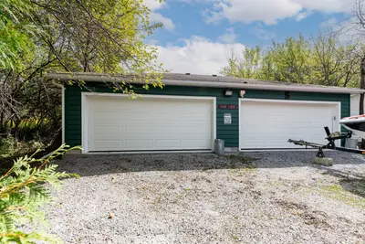 537-b Eagle Road, Georgina Islands, On L0e 1r0