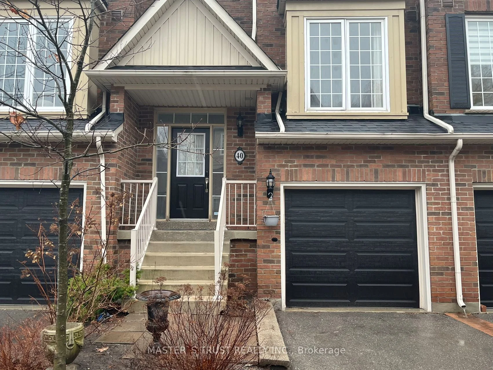 100 Elgin Mills Road W 40, Richmond Hill, On L4c 4m2