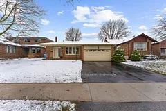 307 Primrose Lane, Newmarket, ON L3Y 5Z1