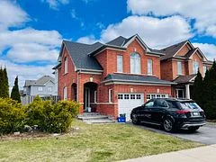 5 Mirando Street, Richmond Hill, ON L4S 2W8