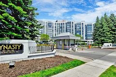 30 Harding Boulevard #301, Richmond Hill, ON L4C 1S8