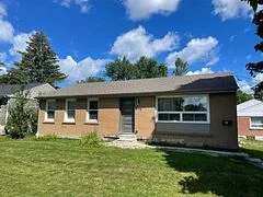 185 Eagle Street, Newmarket, ON L3Y 1J7