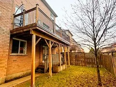 387 Coachwhip Trail Lower, Newmarket, On L3x 2r2
